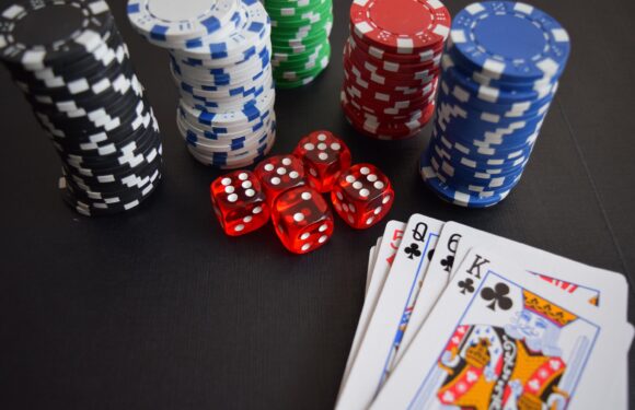 Exploring the Rich Library of Table Games at Barz Online Casino Canada