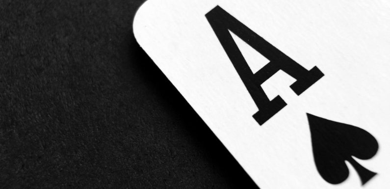 Baccarat Rules, Outcomes, and Table Structure